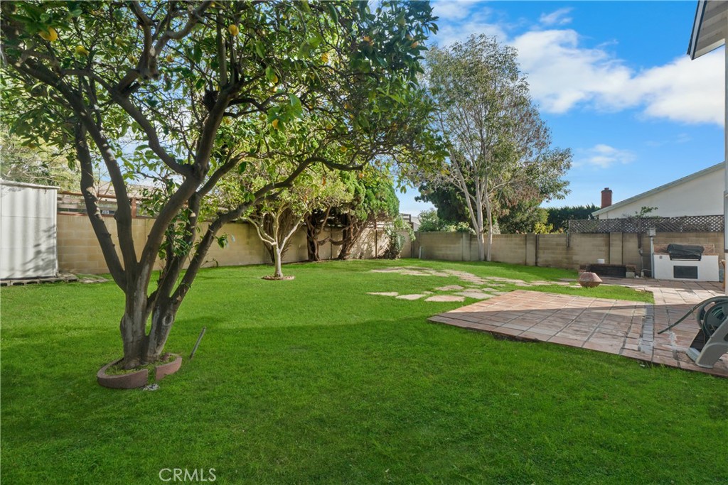 MLS #OC25262393 image #25