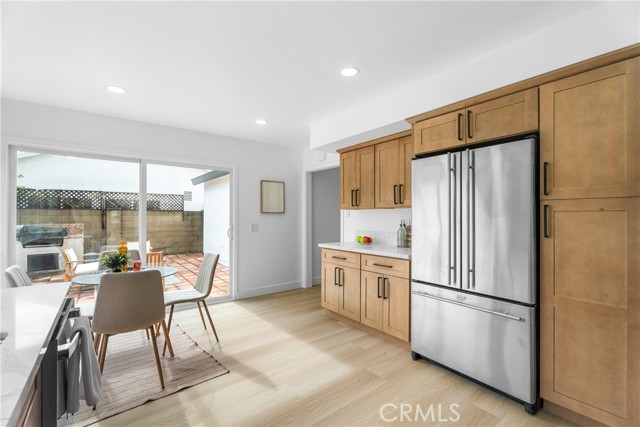 MLS #OC25262393 image #8