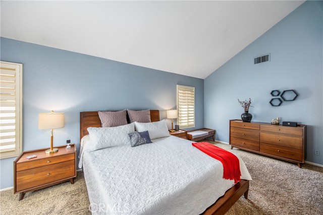 MLS #OC25262397 image #24