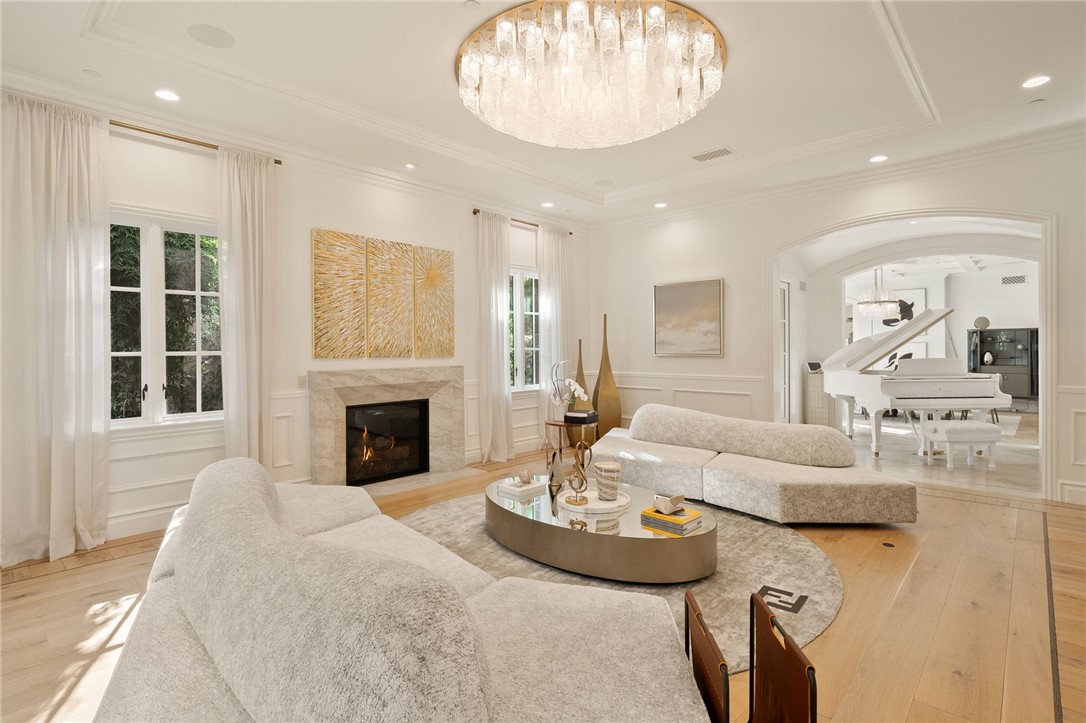 MLS #OC25262428 image #14