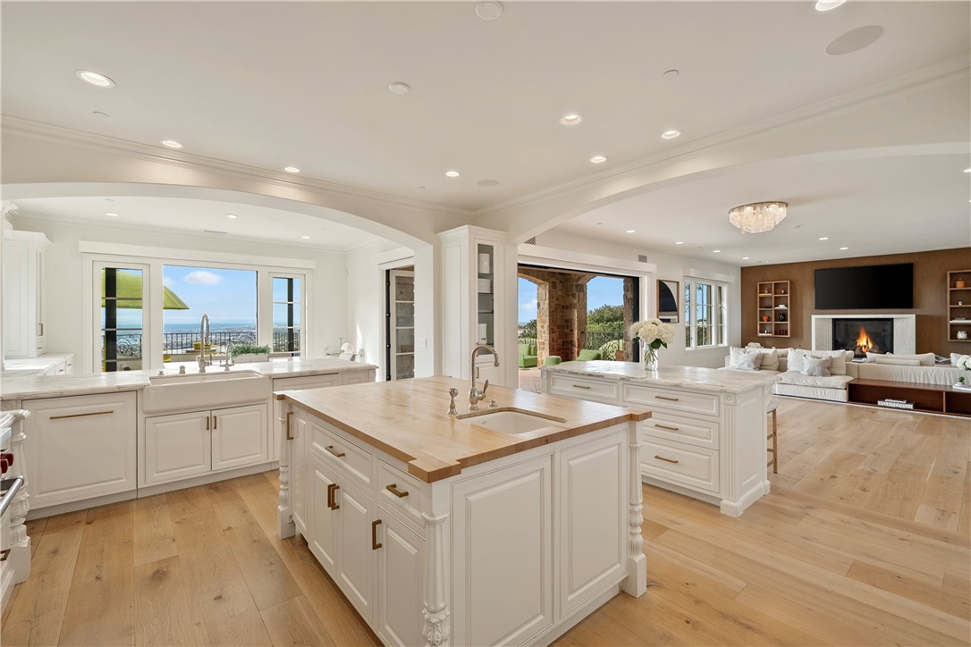 MLS #OC25262428 image #18