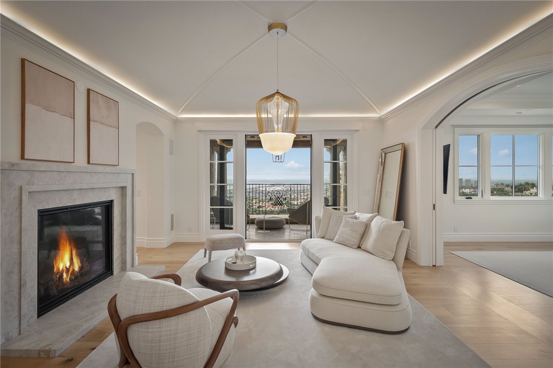 MLS #OC25262428 image #24