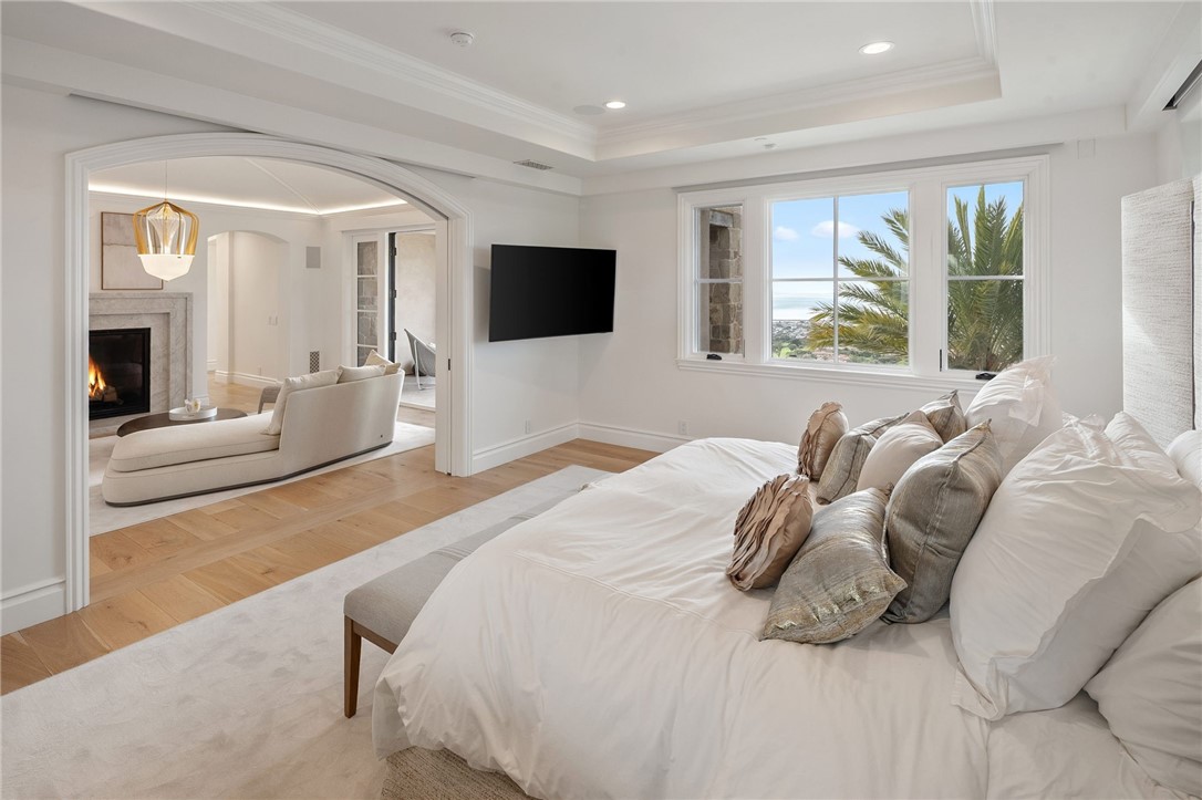 MLS #OC25262428 image #26