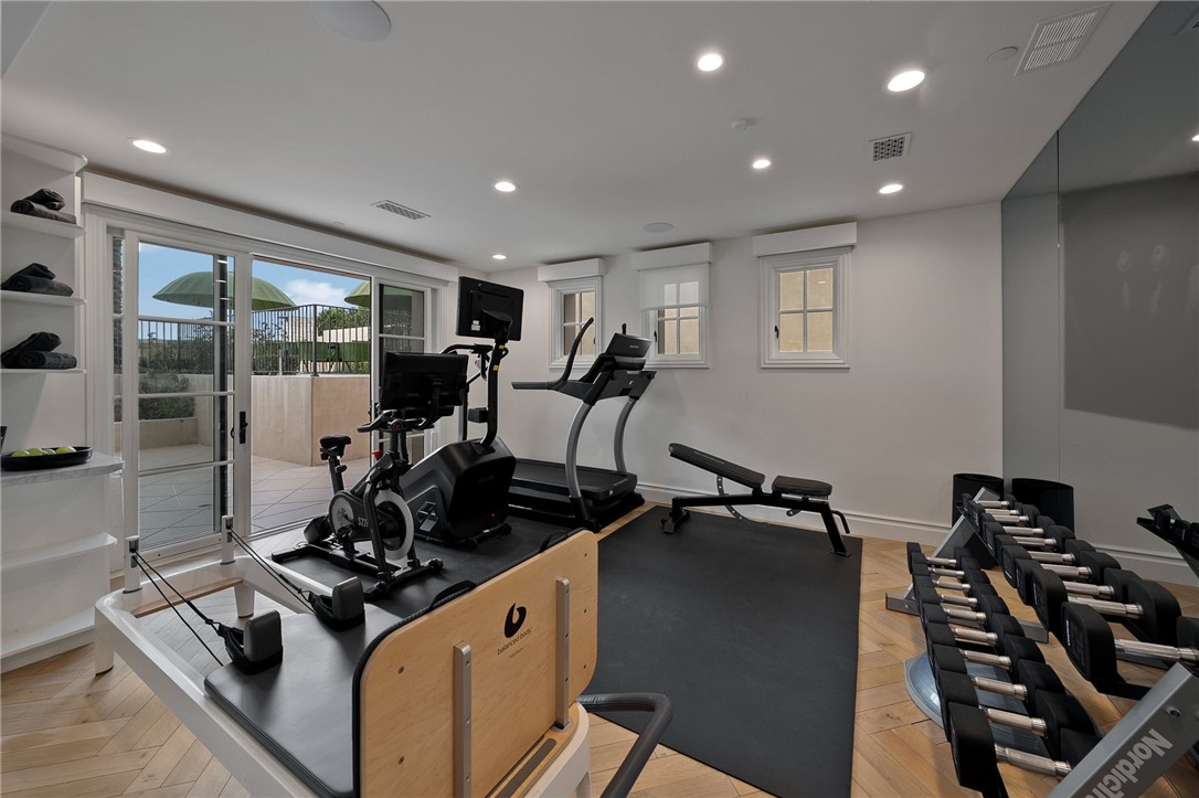 MLS #OC25262428 image #43