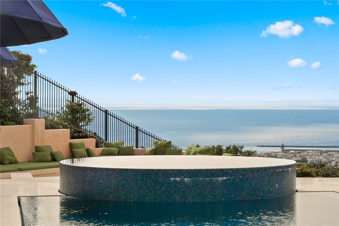 MLS #OC25262428 image #50