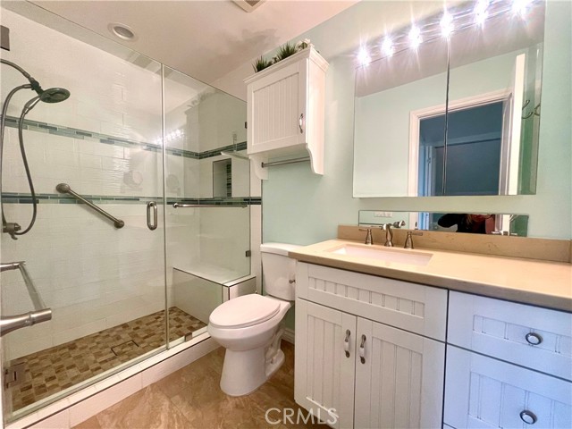 MLS #OC25262436 image #5