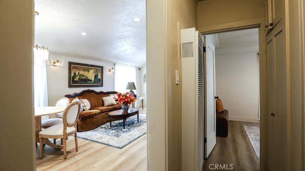 MLS #OC25262439 image #14