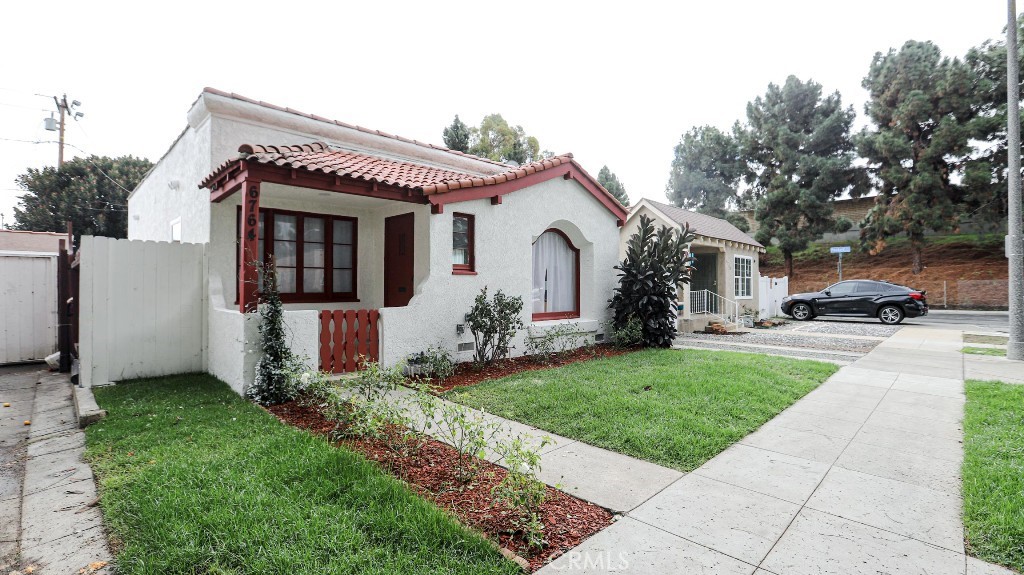 MLS #OC25262439 image #47