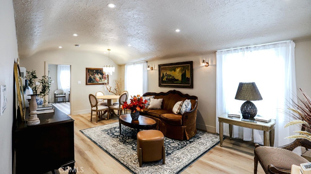 MLS #OC25262439 image #7