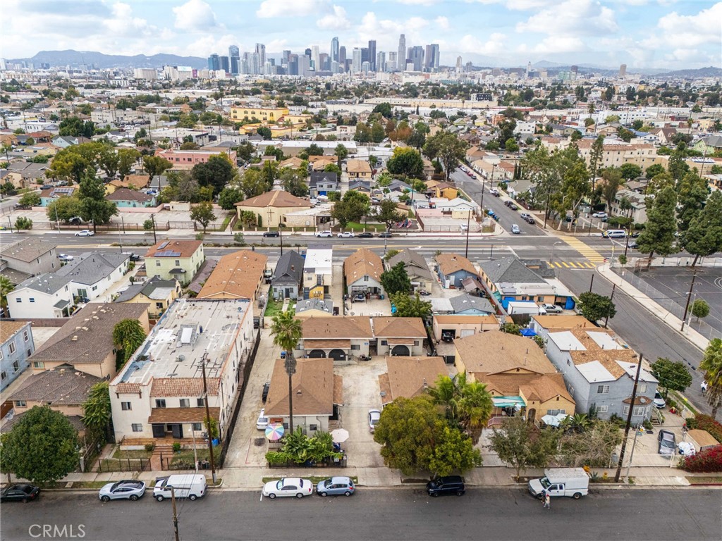 MLS #OC25262442 image #17