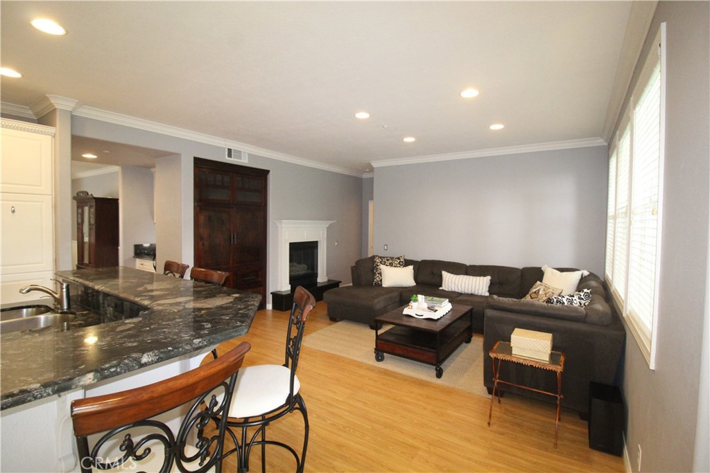 MLS #OC25262452 image #6