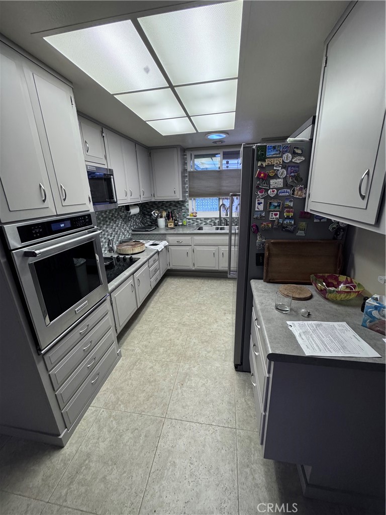 MLS #OC25262504 image #4