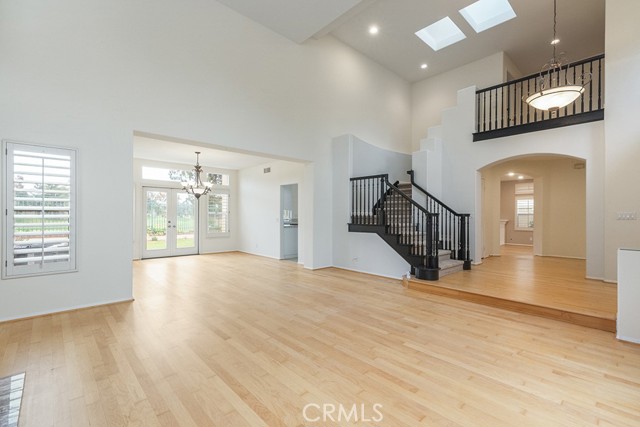 MLS #OC25262541 image #1