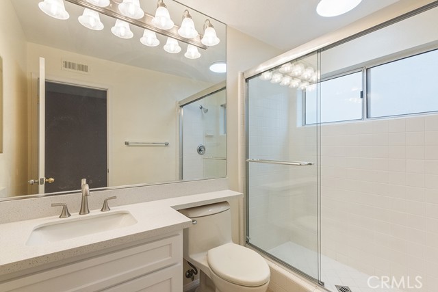 MLS #OC25262541 image #13