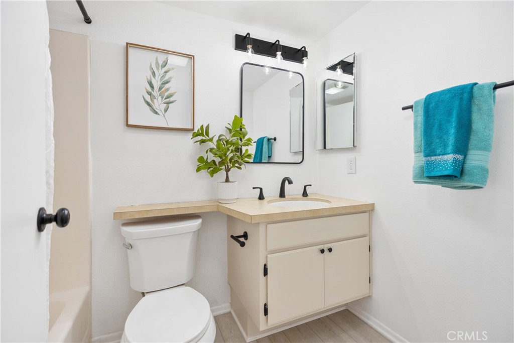 MLS #OC25262570 image #18