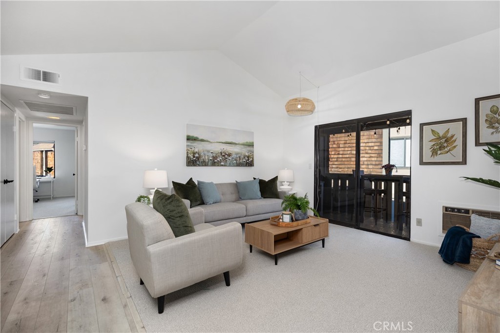 MLS #OC25262570 image #2