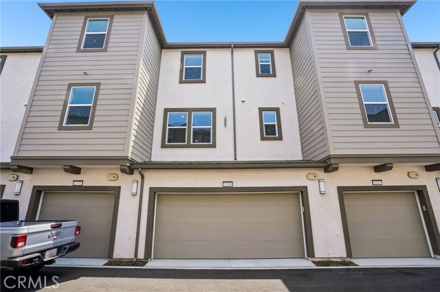 MLS #OC25262589 image #32