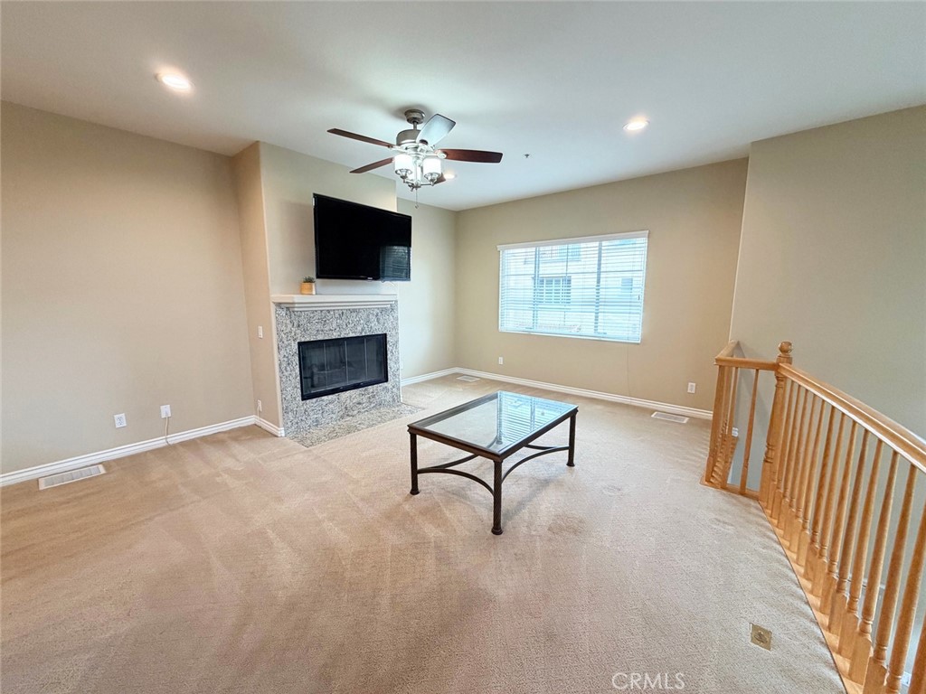 MLS #OC25262600 image #9