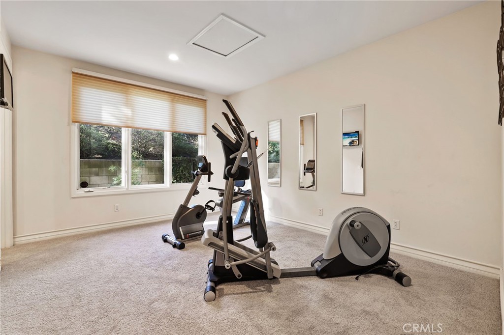 MLS #OC25262603 image #19