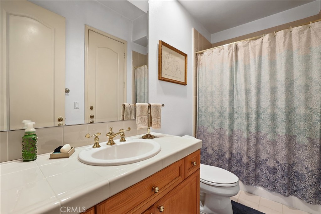 MLS #OC25262603 image #21