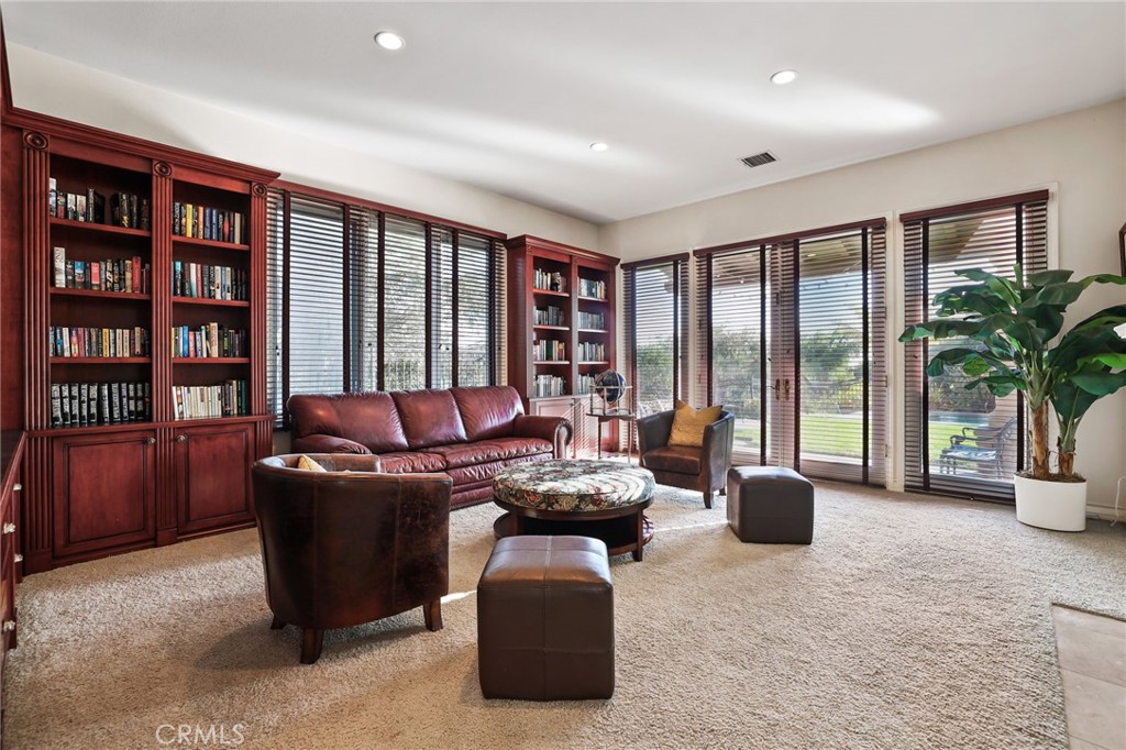 MLS #OC25262603 image #23