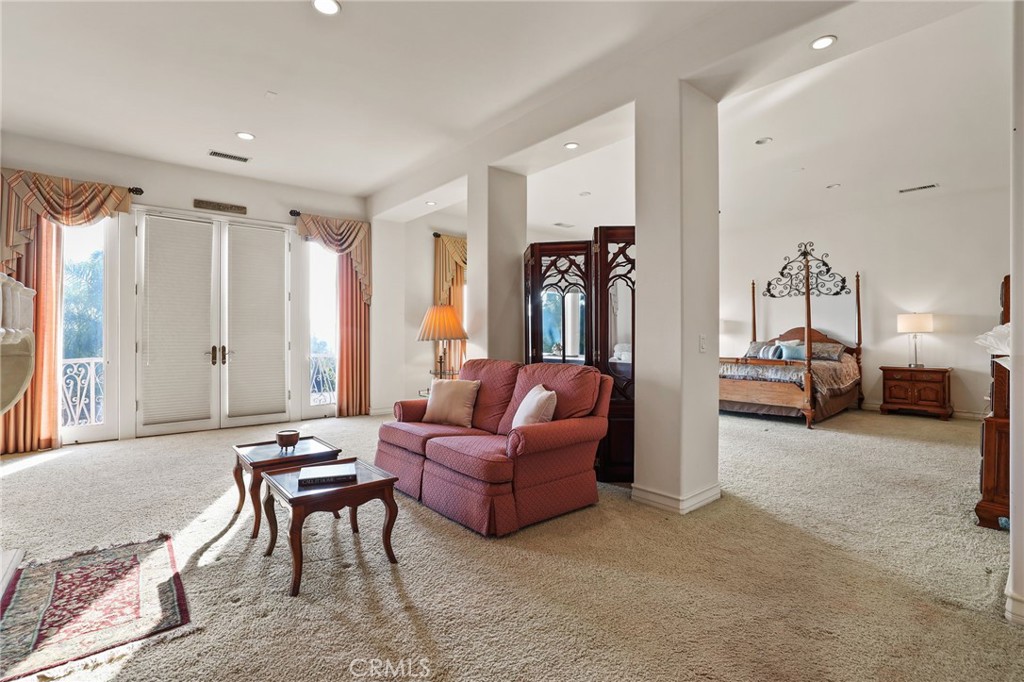 MLS #OC25262603 image #37