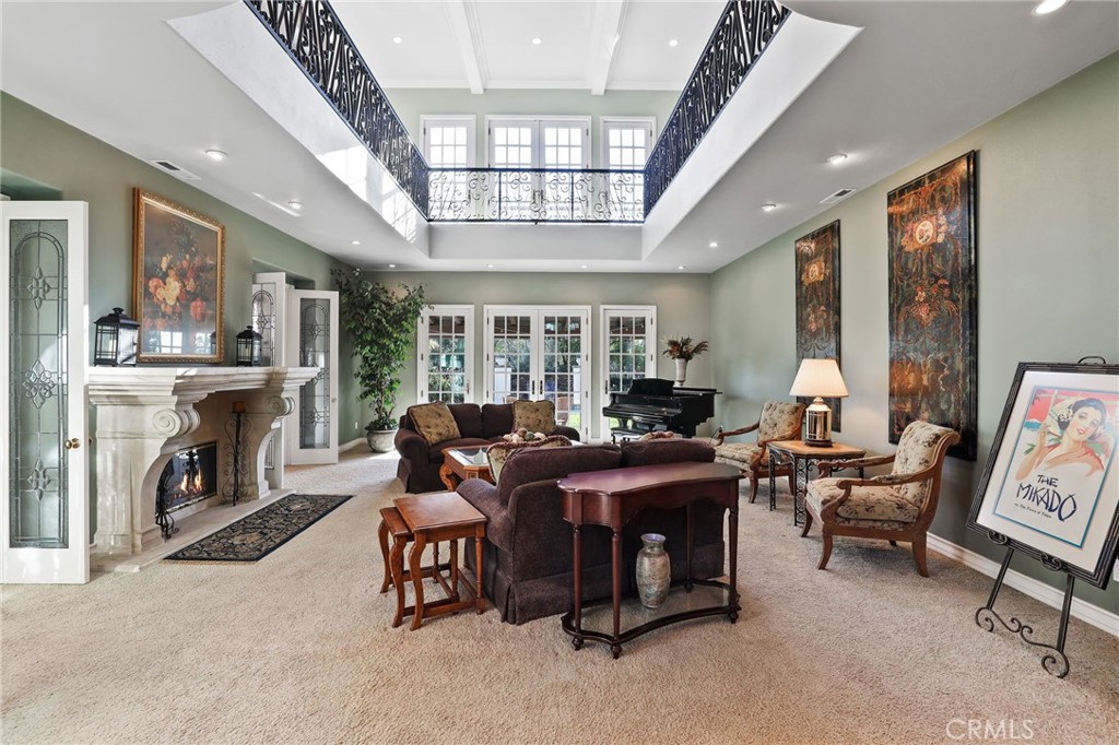 MLS #OC25262603 image #4