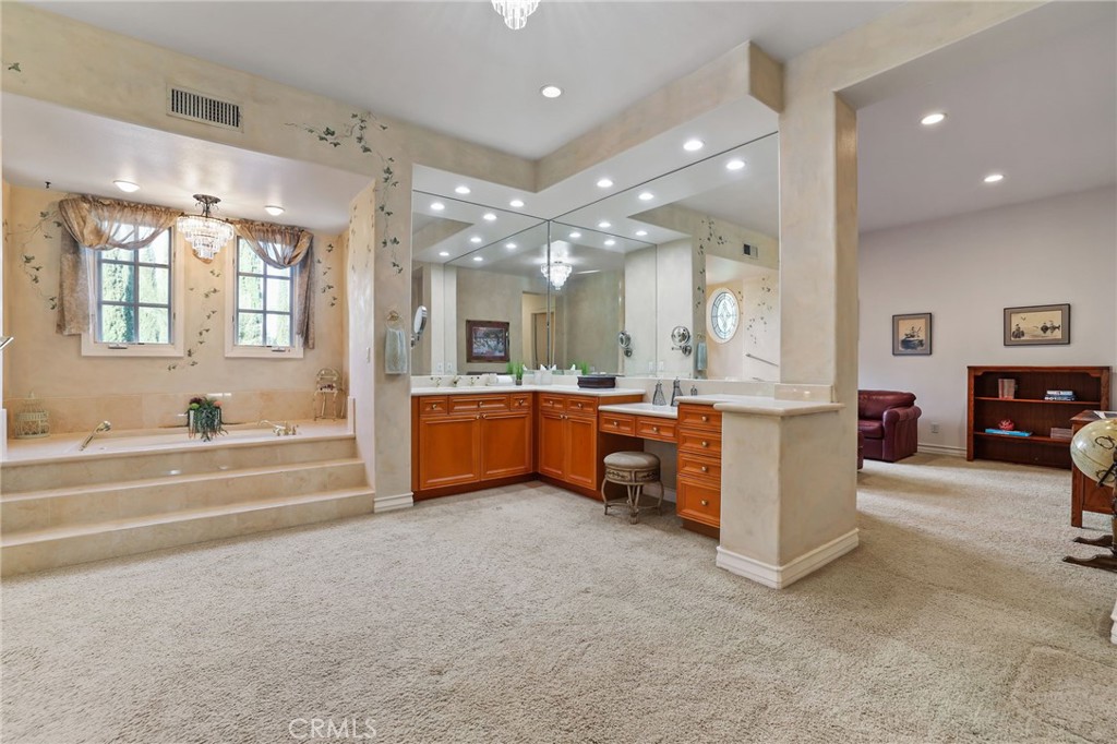 MLS #OC25262603 image #41