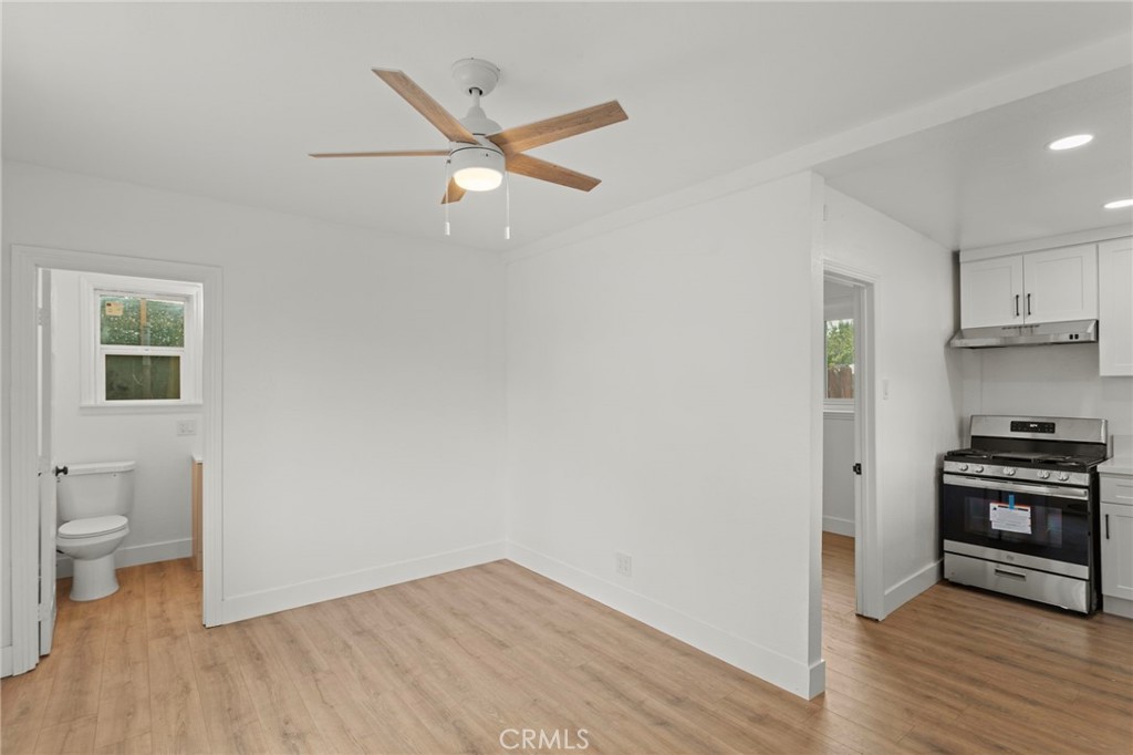 MLS #OC25262612 image #1