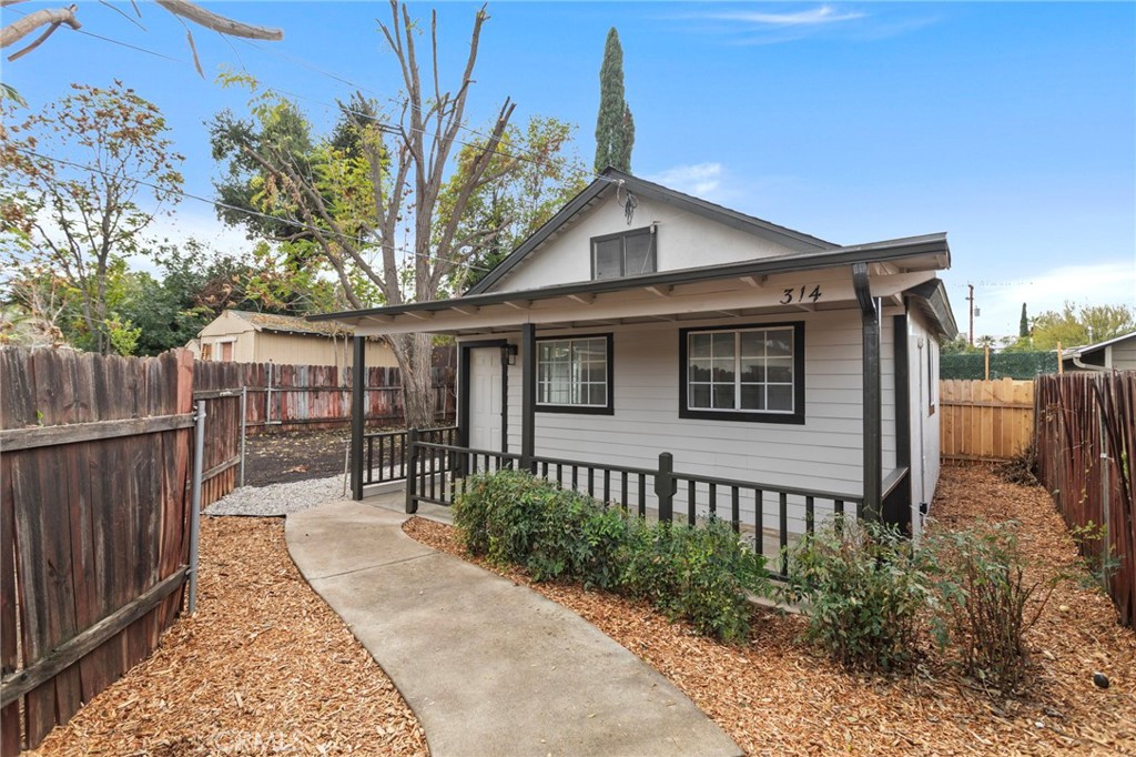 MLS #OC25262612 image #6