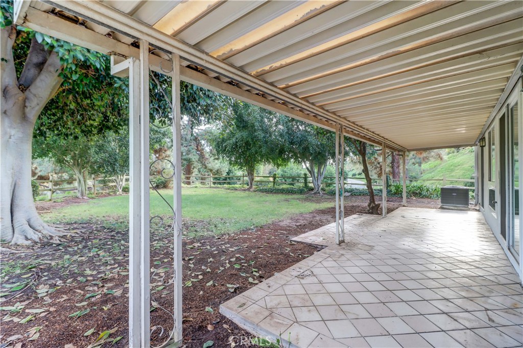 MLS #OC25262630 image #4