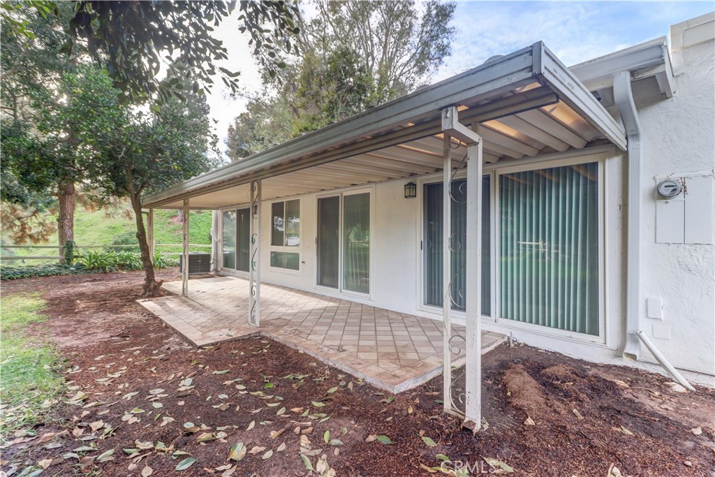 MLS #OC25262630 image #6