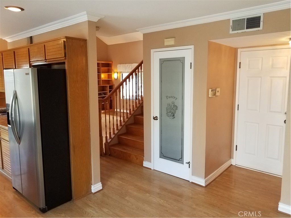 MLS #OC25262655 image #10