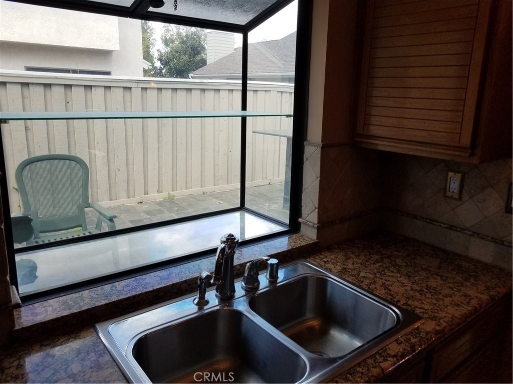 MLS #OC25262655 image #8