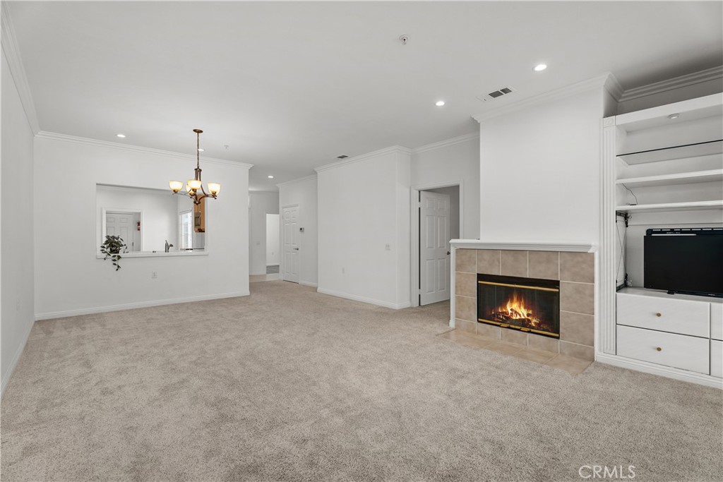 MLS #OC25262692 image #10