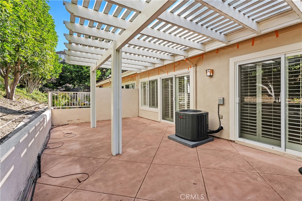 MLS #OC25262692 image #37