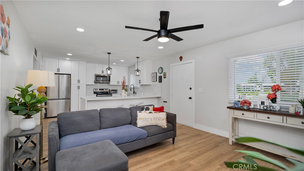 MLS #OC25262718 image #7