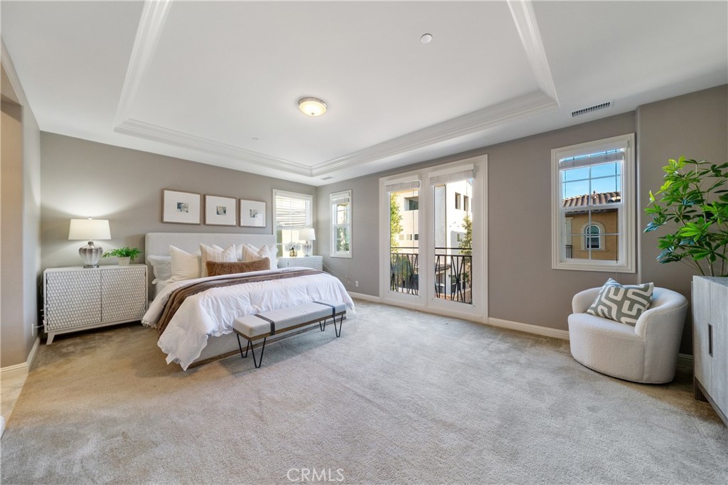 MLS #OC25262721 image #11