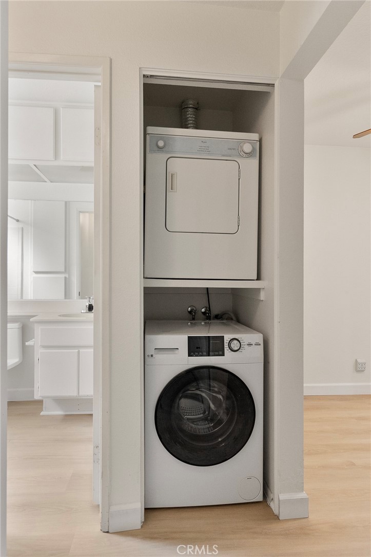 MLS #OC25262732 image #11