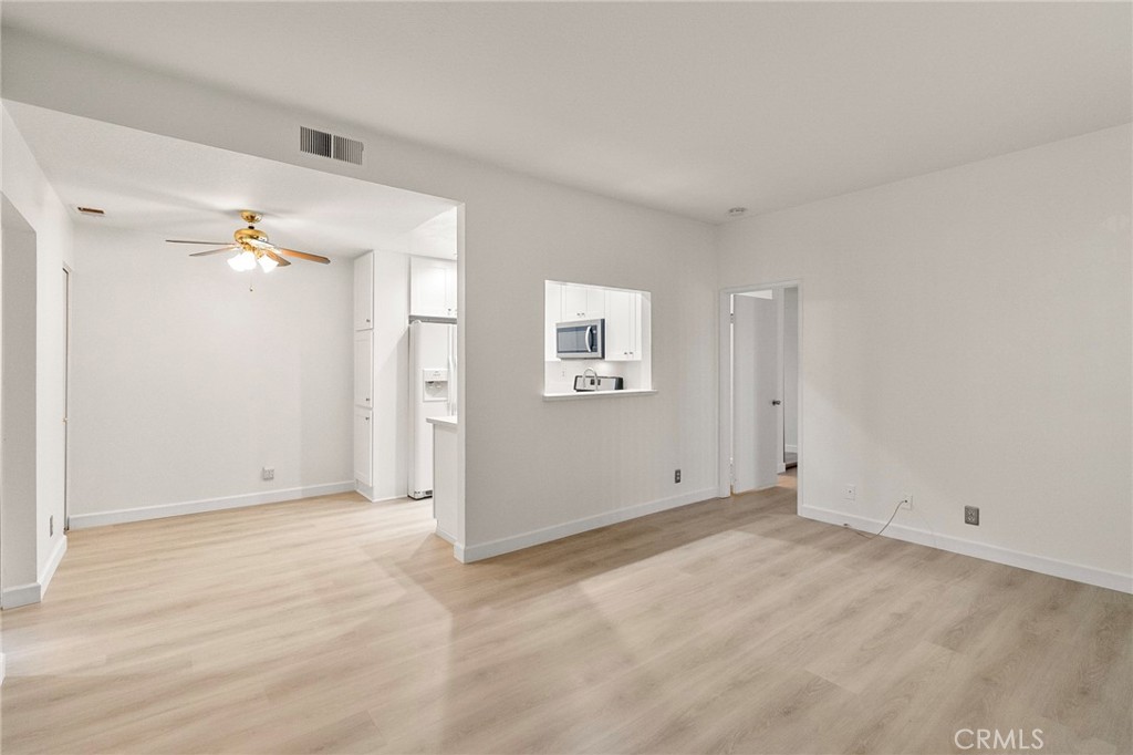 MLS #OC25262732 image #3