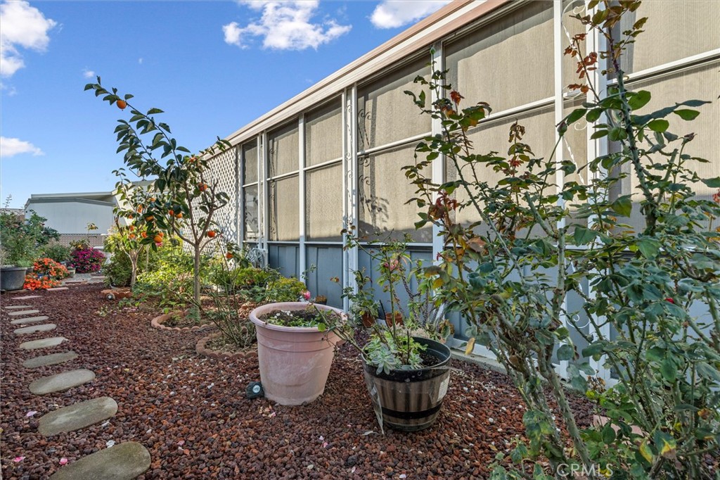 MLS #OC25262745 image #19