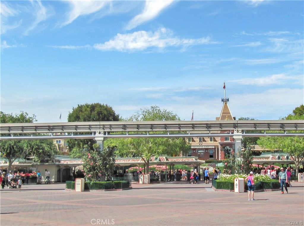 MLS #OC25262745 image #29