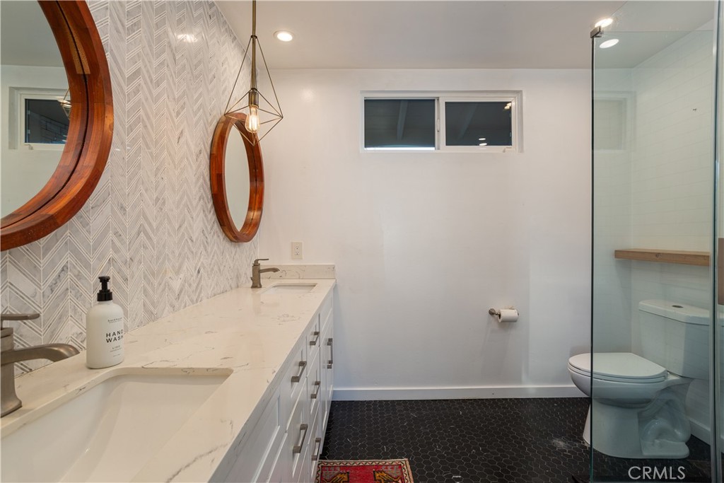 MLS #OC25262765 image #12