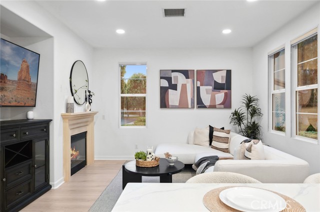 MLS #OC25262798 image #13