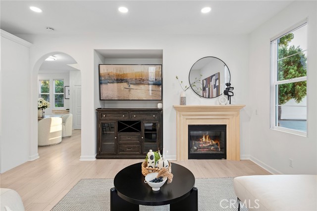 MLS #OC25262798 image #15