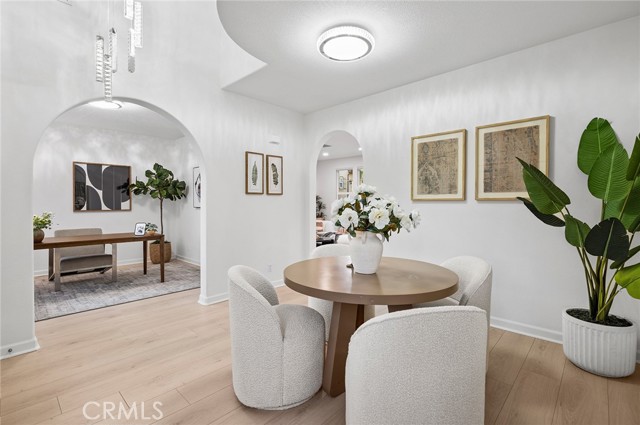 MLS #OC25262798 image #2