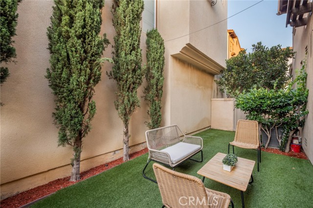 MLS #OC25262798 image #32