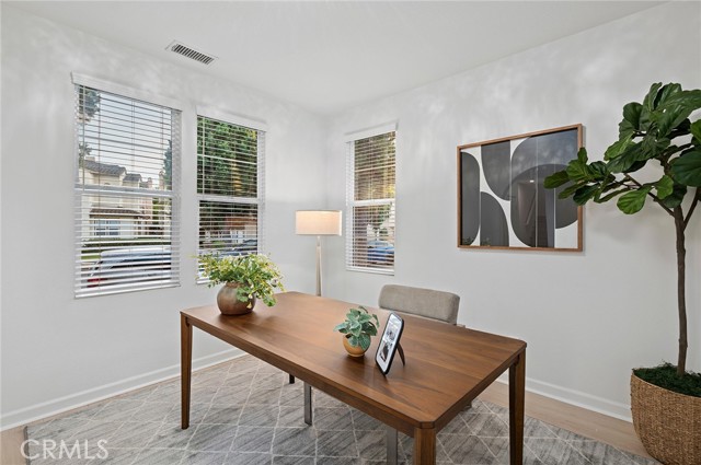 MLS #OC25262798 image #4