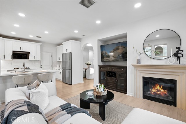 MLS #OC25262798 image #7