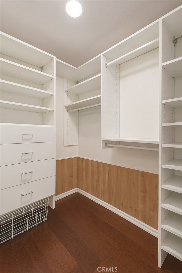 MLS #OC25262802 image #21